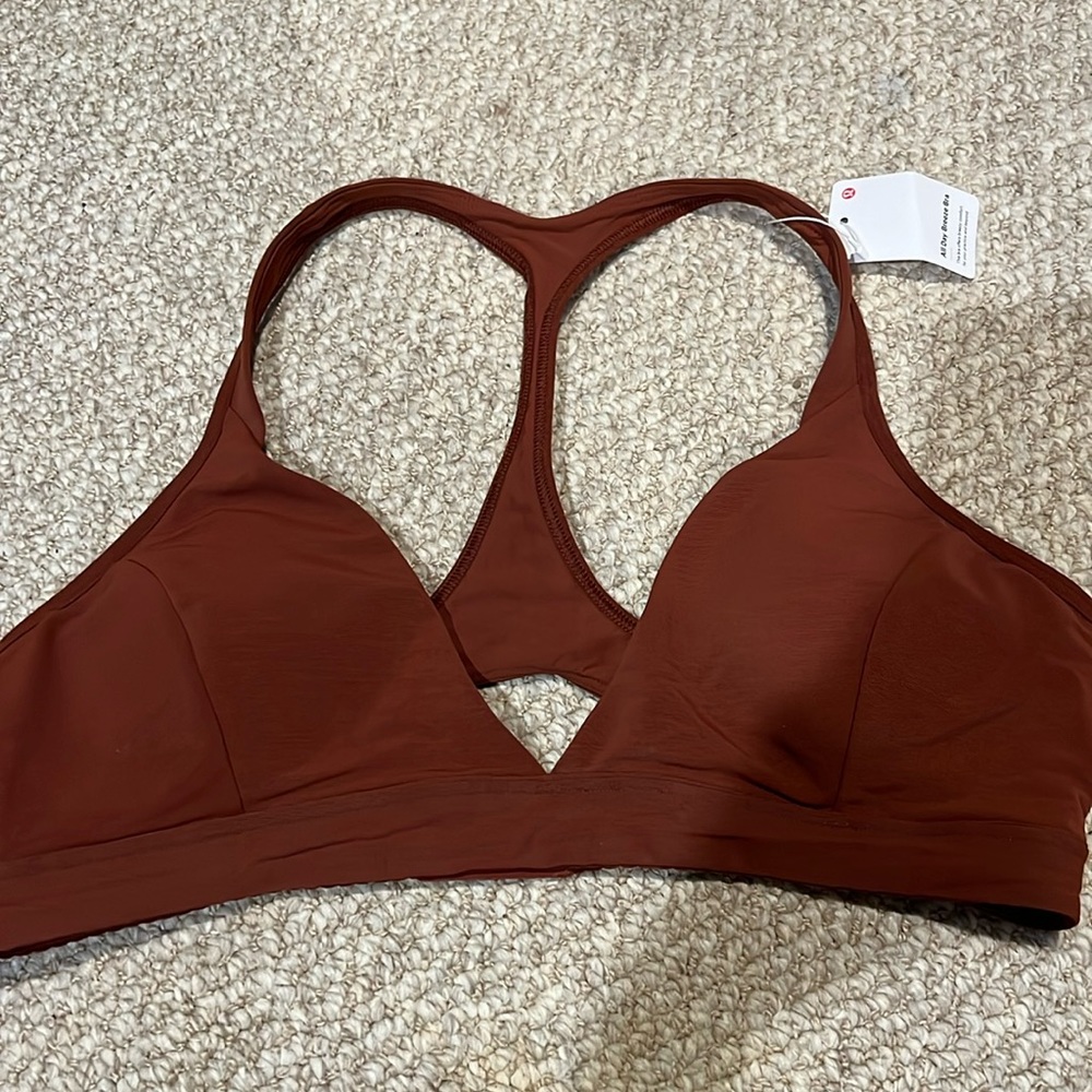 New Lululemon burgundy athletic bra size 10 All Day Breeze Bra